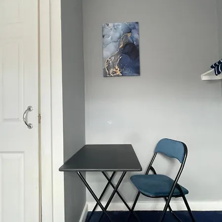 Spacious 3 Bedroom House Near Centre Privat bolig Leeds (West Yorkshire)